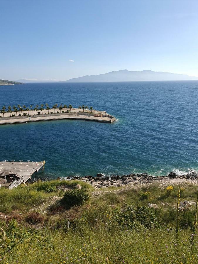 Erti'S Apartments Sarande Bagian luar foto